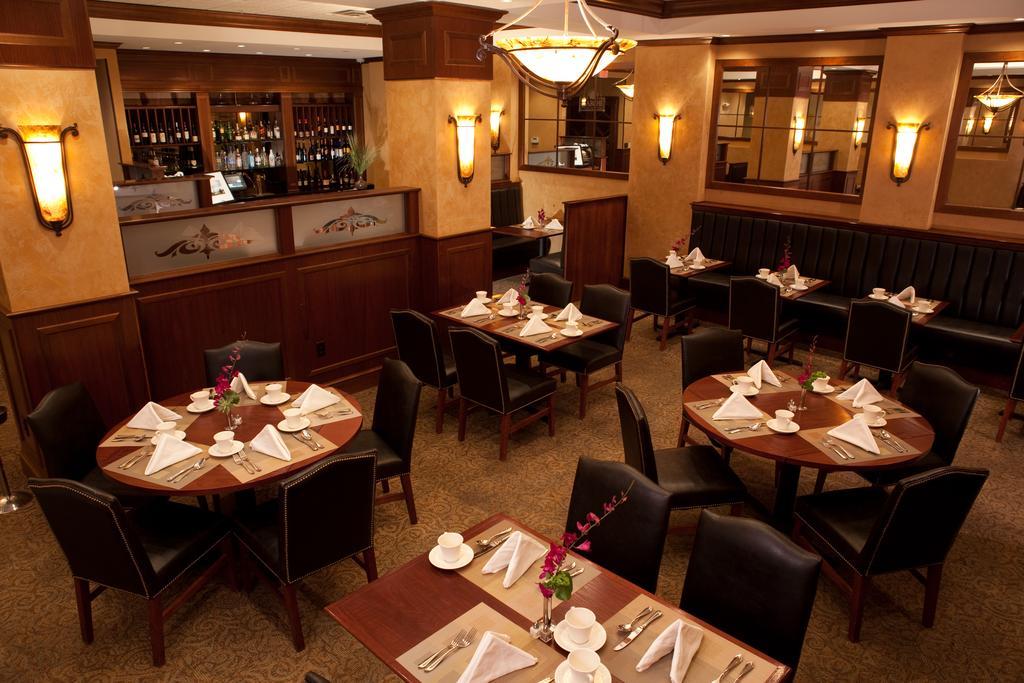 Fairfield Inn & Suites By Marriott Albany Downtown Restaurant photo